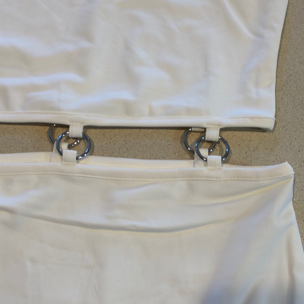 TRUE RELIGION CUT OUT O-RING BODYSUIT CREAM WHITE SIZE MEDIUM NEW WITH TAGS - Picture 7 of 15